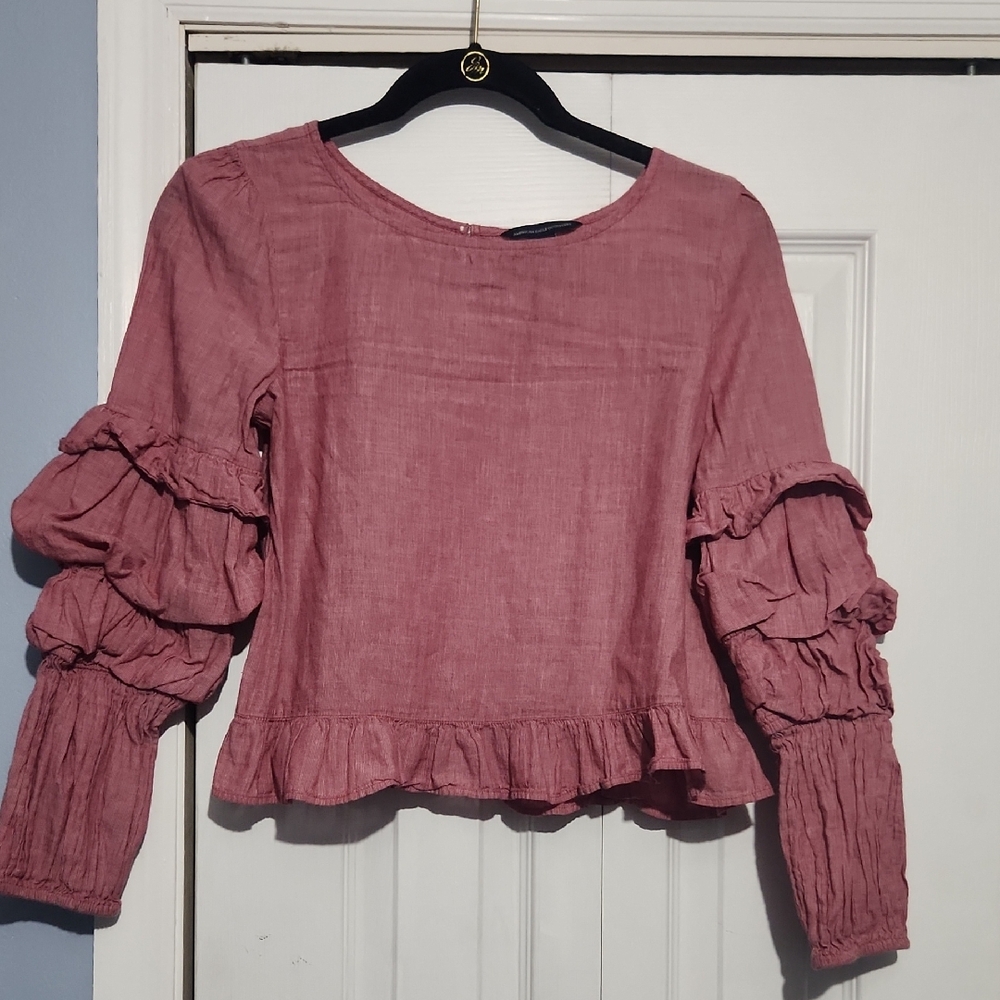 American Eagle Women's Rose Ruffled Top